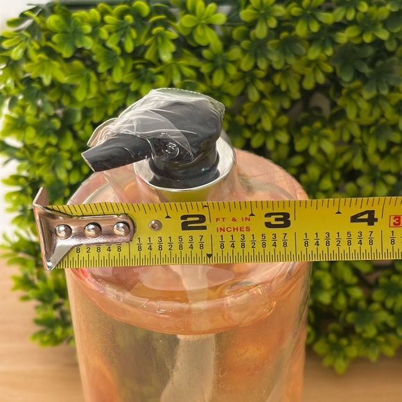 Caviar Cleanser - Pink - Picture 7 of 7